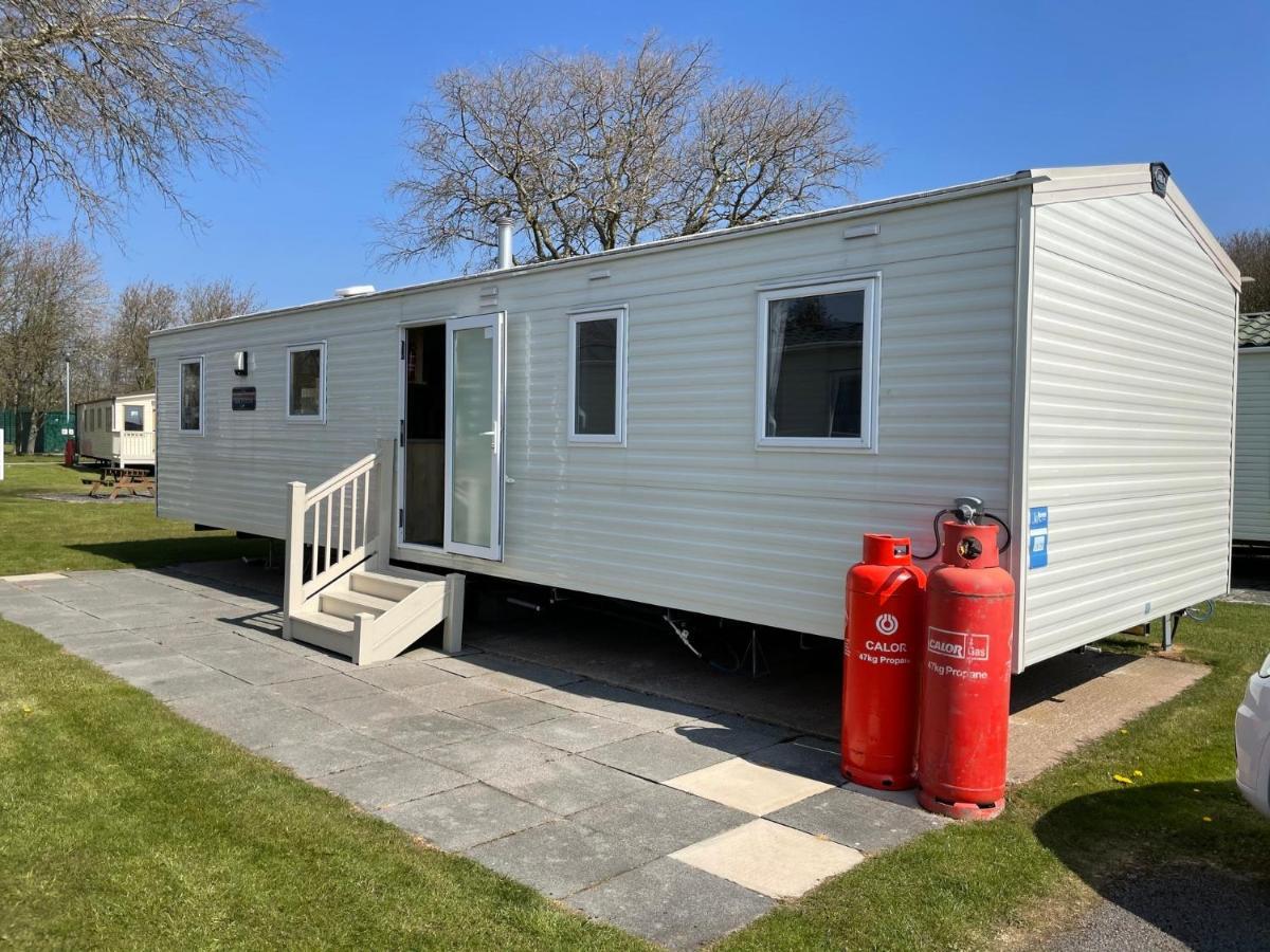 Beautiful 3-Bed Caravan Situated On Lakeland Haven Грейндж-овер-Сандс Экстерьер фото